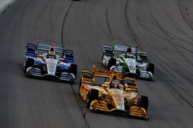 Hunter-Reay Returns to Form in Iowa